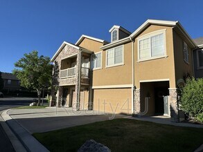 Building Photo - 1607 W 110 N