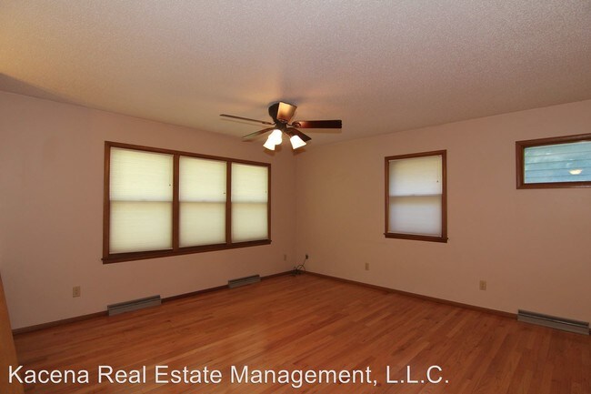 Foto del edificio - 3 br, 1.5 bath House - 1108 Wylde Green Rd