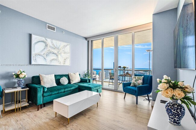 Foto del edificio - 2600 E Hallandale Beach Blvd