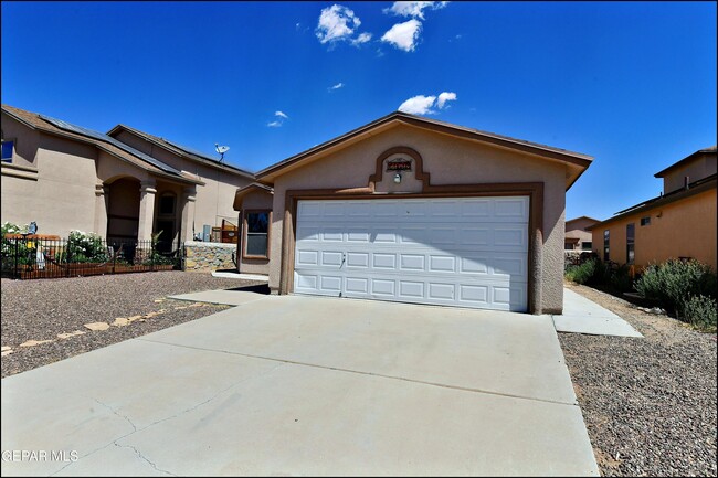 Foto del edificio - 11613 Ochre Bluff Ln