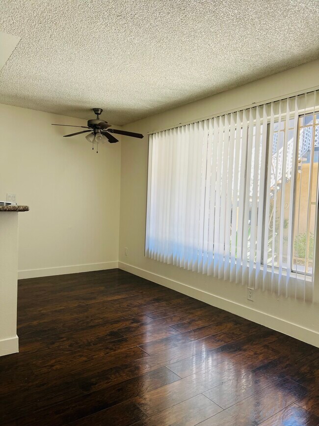 Dining area off Kitchen - 11964 Lindblade St