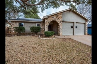 Building Photo - 3601 Willow Ridge Dr