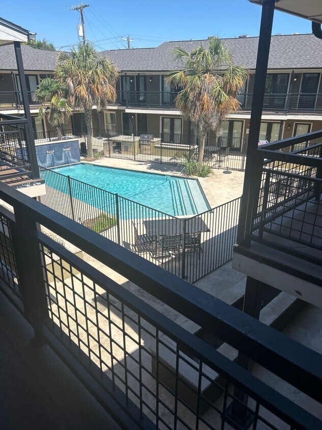 7770 Meadow Rd Unit 205, Dallas, TX 75230 Room for Rent in Dallas