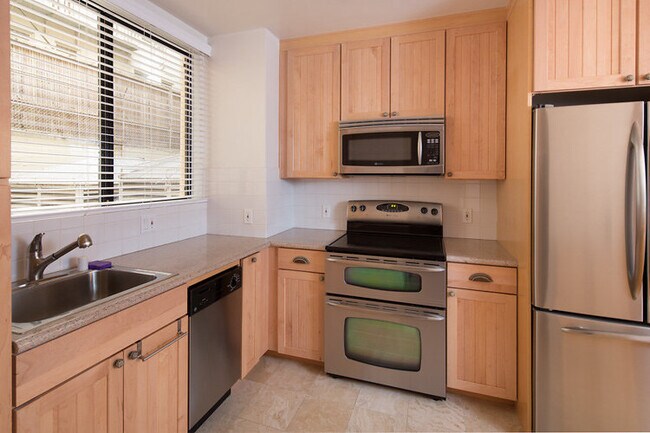 Foto del edificio - 850 Powell St