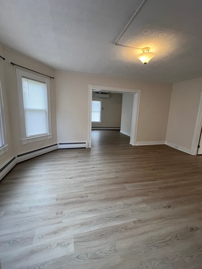 Foto del edificio - 211 Spring St