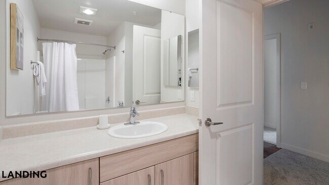 Foto del edificio - 17500 25th Ave NE