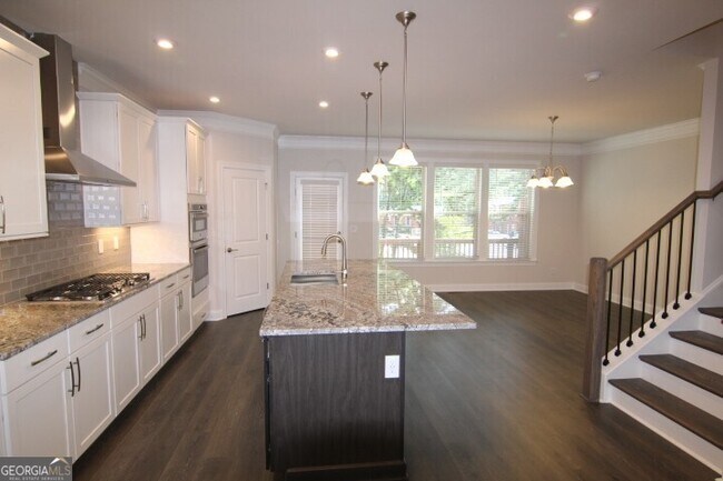 Foto del edificio - 1317 Rosen Rd