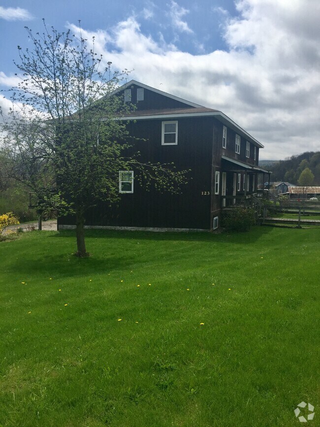 Apartments under 1,500 in Summit NY 7 Rentals