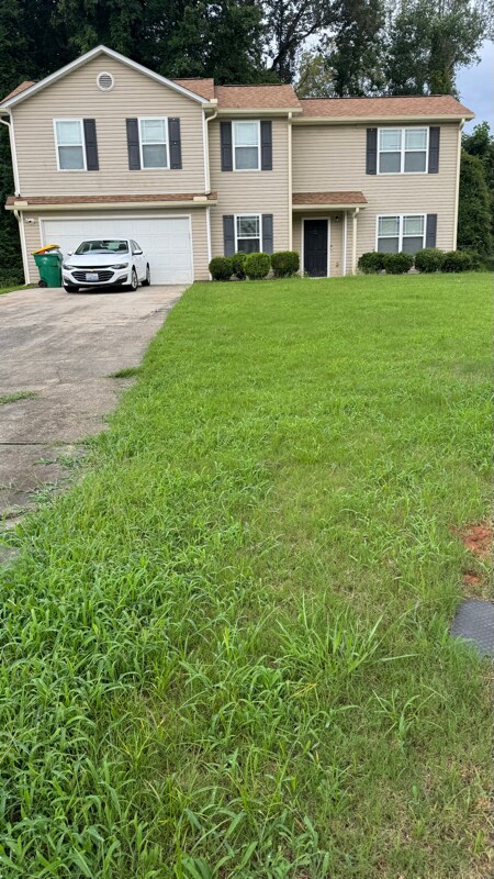 Photo - 4809 Tuong Yen Ct (Forest Park, GA)