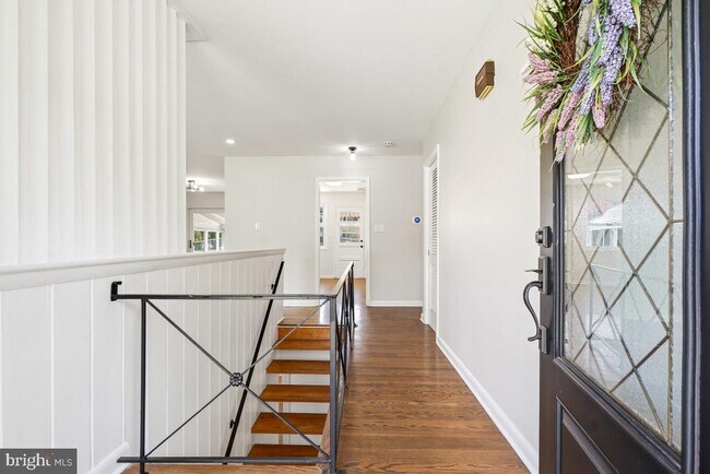Foto del edificio - 1446 Roxanna Rd NW