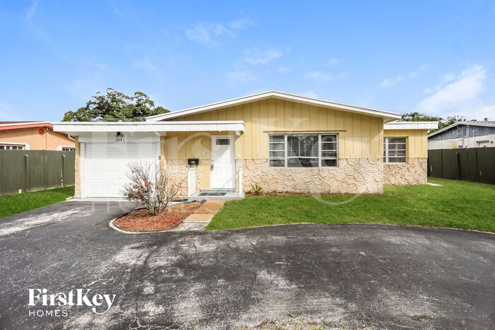 Foto principal - 3141 Jackson Blvd