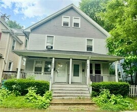 Building Photo - 342 Champlain St