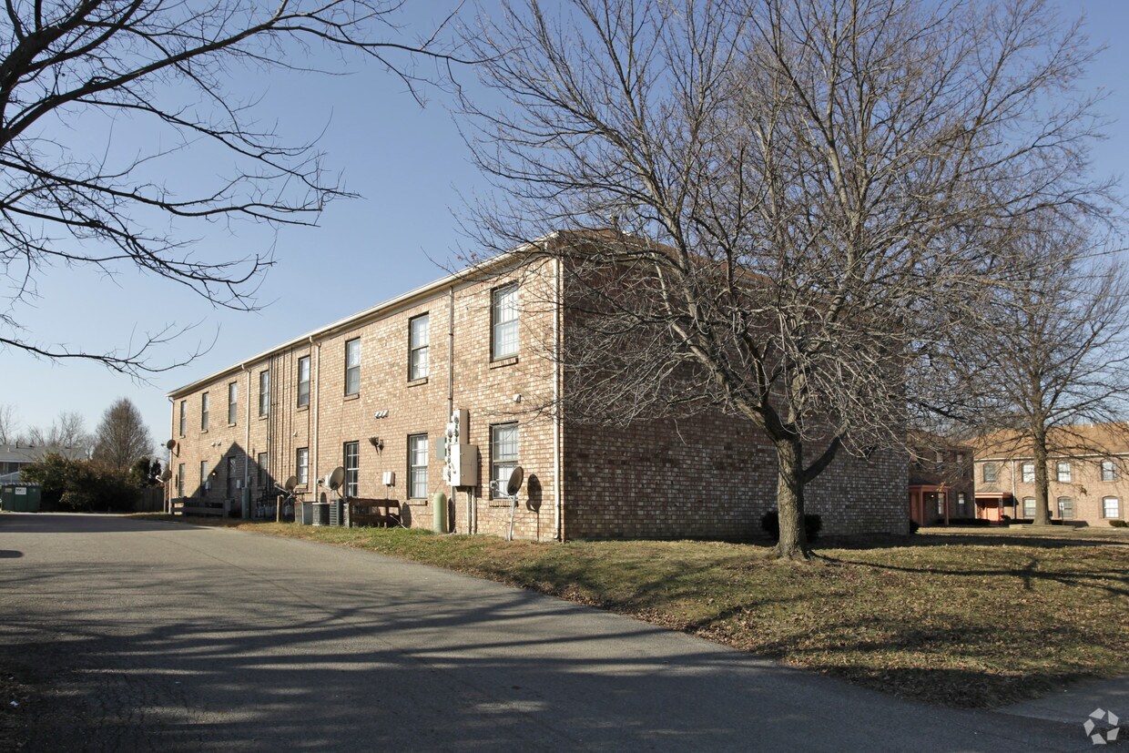 Foto del edificio - Summerfield Apartments