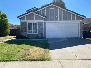 Building Photo - 8765 Clay Glen Way