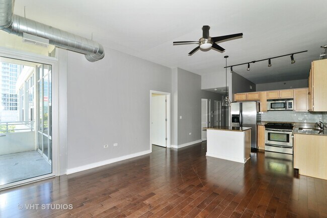 Foto del edificio - 901 W Madison St