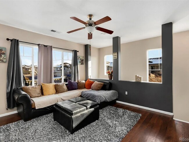 Foto del edificio - 13010 Grant Cir W