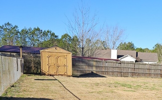 Building Photo - Hardee Acres