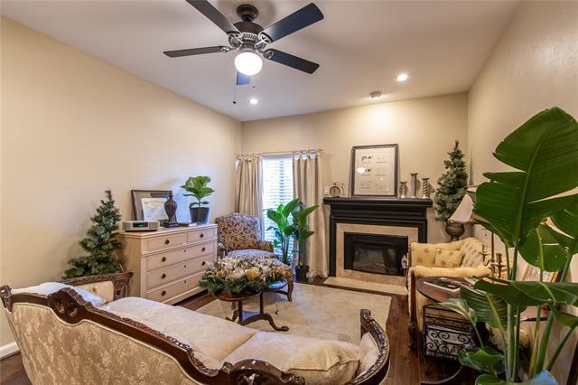 Foto del edificio - 8601 Park Ln