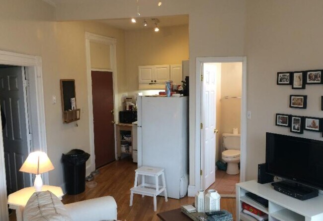 Foto del edificio - 1451 Tremont St