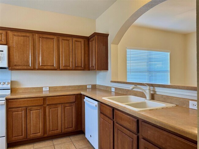 Foto del edificio - 11606 Hereford St