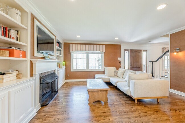 Foto del edificio - 390 Lafayette St