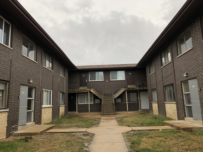 Front View - 428 Chambers Rd