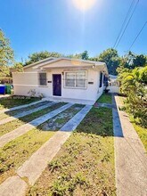 Building Photo - 220 NW 51st St