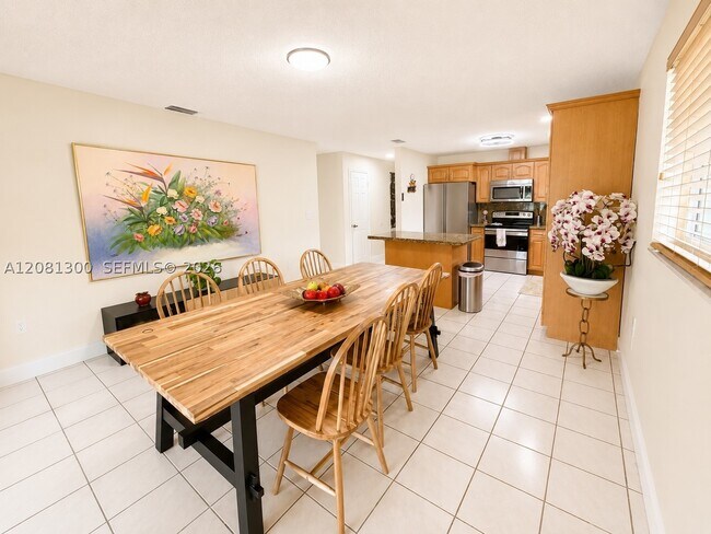 Foto del edificio - 2245 SW 62nd Ct