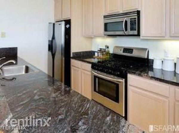 Building Photo - 200 Portola Dr
