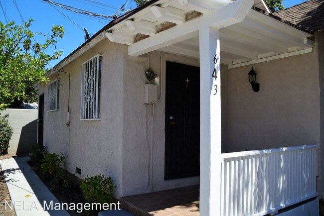 Building Photo - 643 Cypress Ave