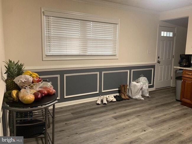 Foto del edificio - 9400 Fontana Dr