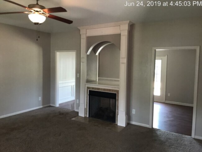Building Photo - 5426 Hickory Knoll Rd