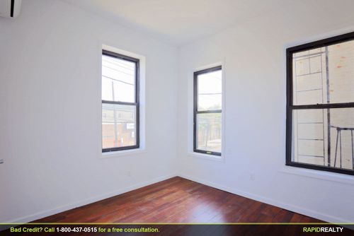 Foto del edificio - 577 New Lots Ave