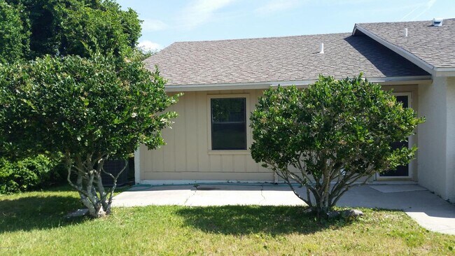Building Photo - 117 Rio del Mar St