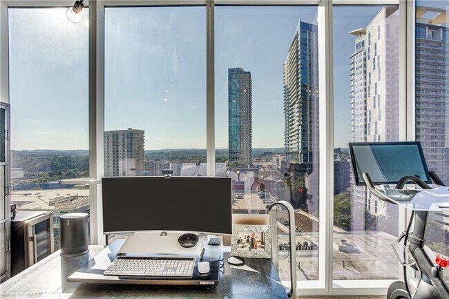 Foto del edificio - 301 West Ave