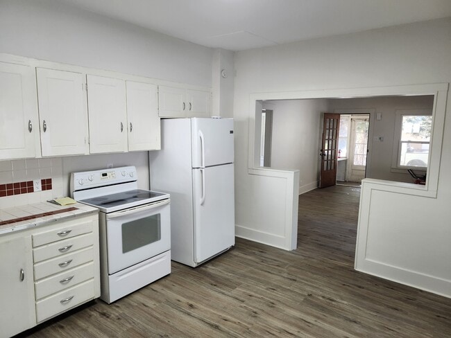 Foto del edificio - 533 E 11th St