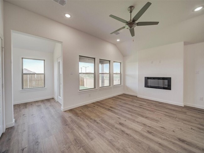 Building Photo - 1424 Avondale Ct