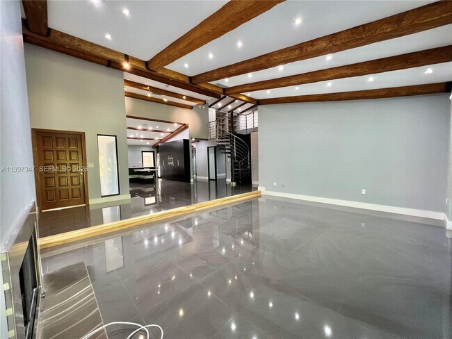 Foto del edificio - 9331 NW 48th Doral Terrace