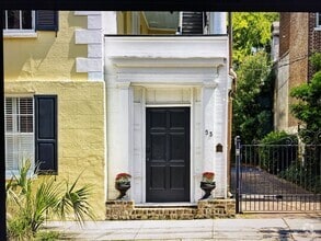 Building Photo - 53 Hasell St