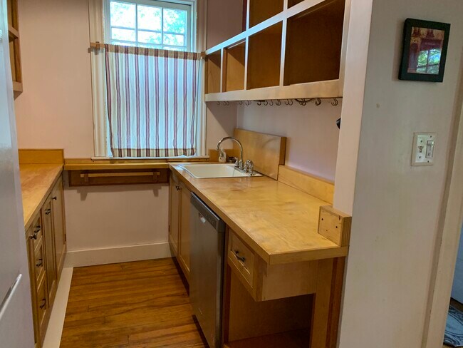 Foto del edificio - 175 Mount Pleasant Ave
