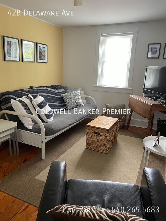 Building Photo - 42B Delaware Ave-