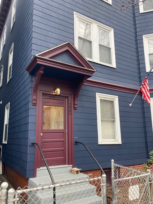 Foto del edificio - 321 Western Ave
