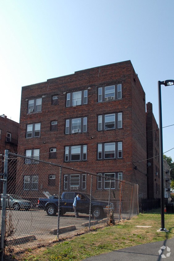 Foto del edificio - 356 William St