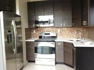 Foto del edificio - 186 Green St