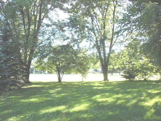 Building Photo - 1677 Hilda Dr