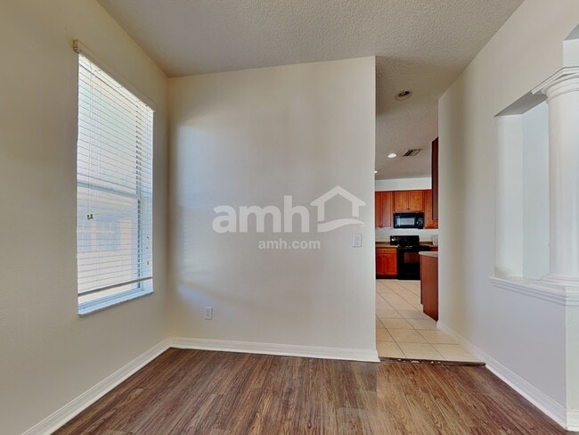 Building Photo - 437 Dunaway Dr