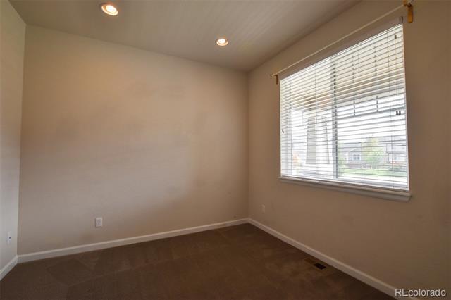 Building Photo - 9761 Beryl Dr