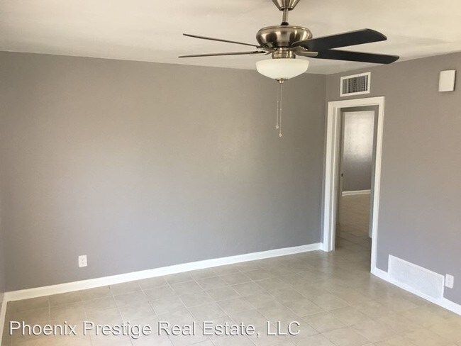 Foto del edificio - 2 br, 1 bath Apartment - 340 E Virginia Ave