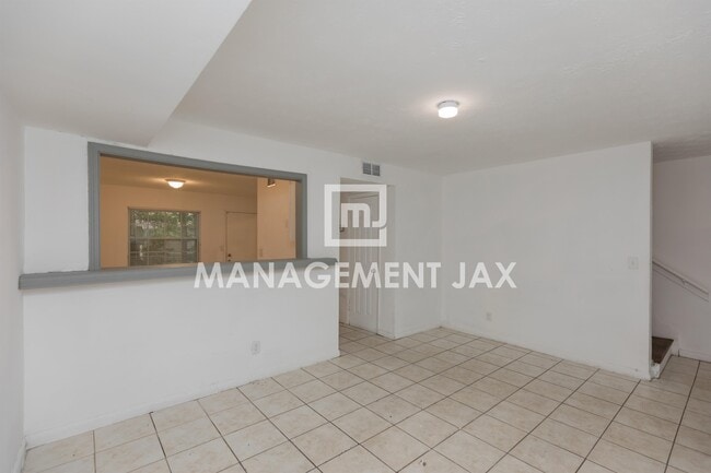 Building Photo - 3620 Effee St
