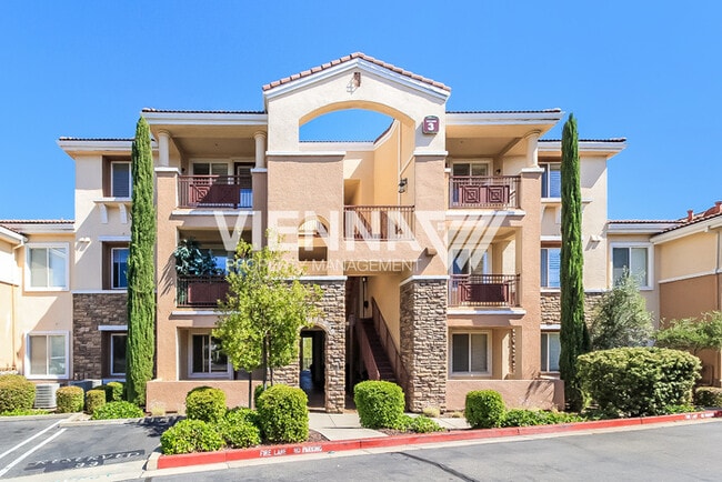 Foto del edificio - 1501 Secret Ravine Pkwy